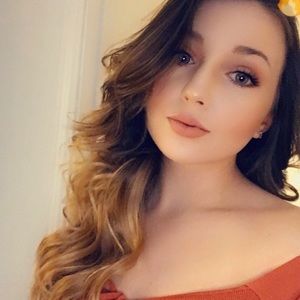 Meet your Posher, Jillian